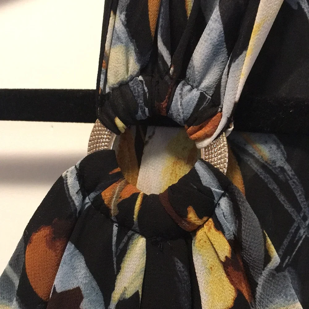 Thalia Sodi Women's Maxi Dress - Black and Gold Leaf Print - Picture 6 of 9